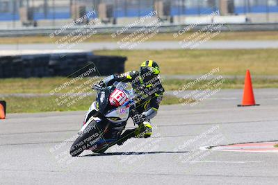 media/Apr-23-2022-Fastrack Riders (Sat) [[cb2d6ae73d]]/LEVEL 4/1PM TURN 6 OUTSIDE/